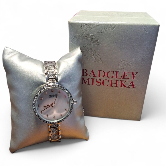 Badgley Mischka Women’s Crystal Stainless Steel Bracelet Watch NWOT